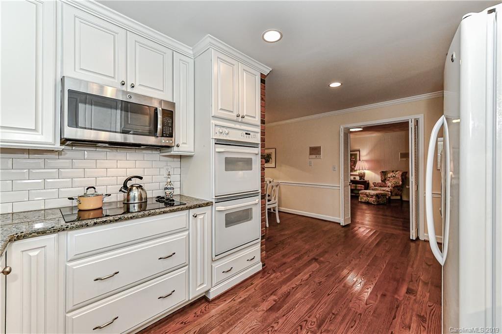 1357 Braeburn Road Charlotte, NC 28211 - Photo 13 of 40 Gallery Image 13