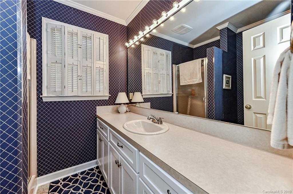 1357 Braeburn Road Charlotte, NC 28211 - Photo 17 of 40 Gallery Image 17
