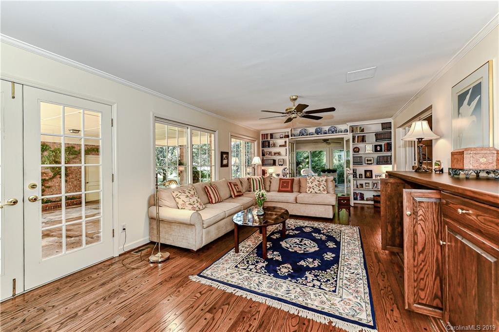 1357 Braeburn Road Charlotte, NC 28211 - Photo 20 of 40 Gallery Image 20