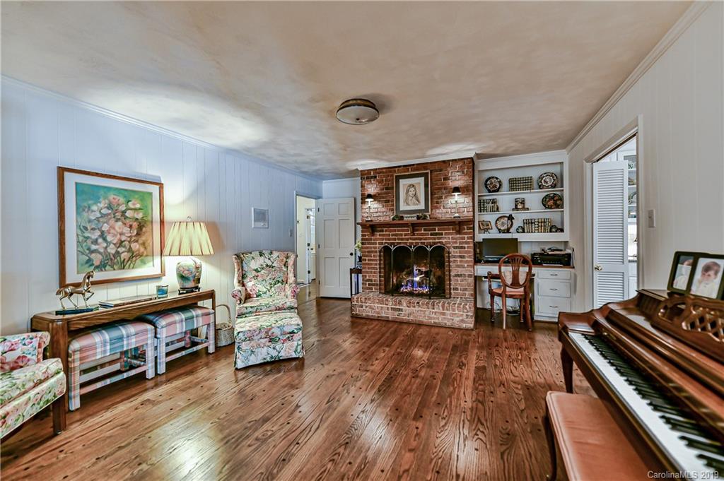 1357 Braeburn Road Charlotte, NC 28211 - Photo 27 of 40 Gallery Image 27