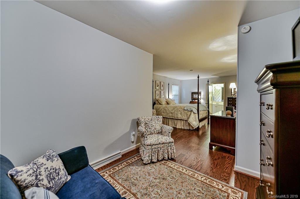 1357 Braeburn Road Charlotte, NC 28211 - Photo 31 of 40 Gallery Image 31