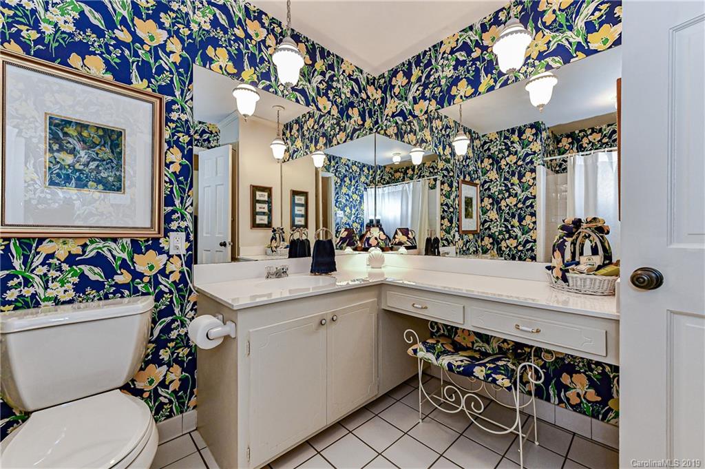 1357 Braeburn Road Charlotte, NC 28211 - Photo 34 of 40 Gallery Image 34