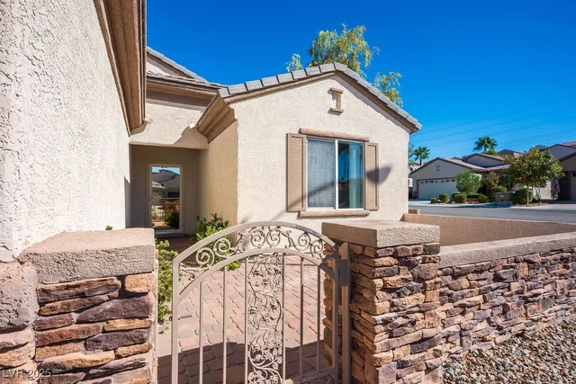 $1,860 | 2608 Centaurus Street, Henderson, NV 89044