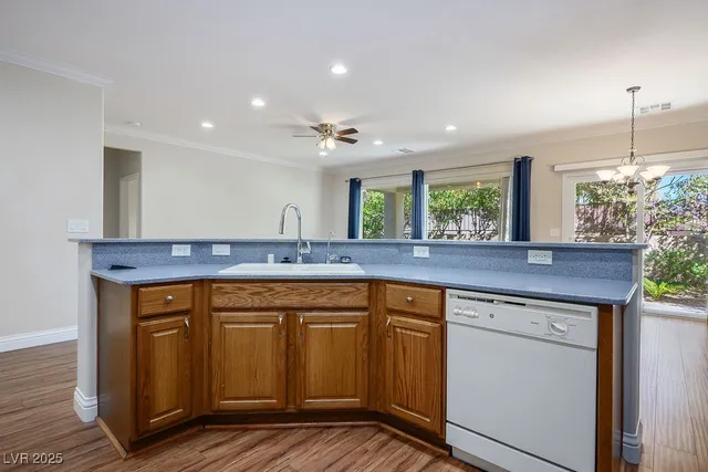 $1,860 | 2608 Centaurus Street, Henderson, NV 89044