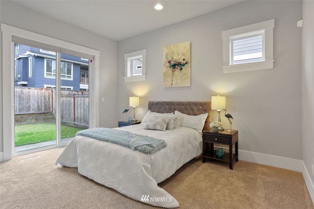 $910,000 | 6502 Southeast 7th Place, Renton, WA 98059