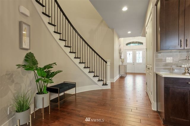 $910,000 | 6502 Southeast 7th Place, Renton, WA 98059