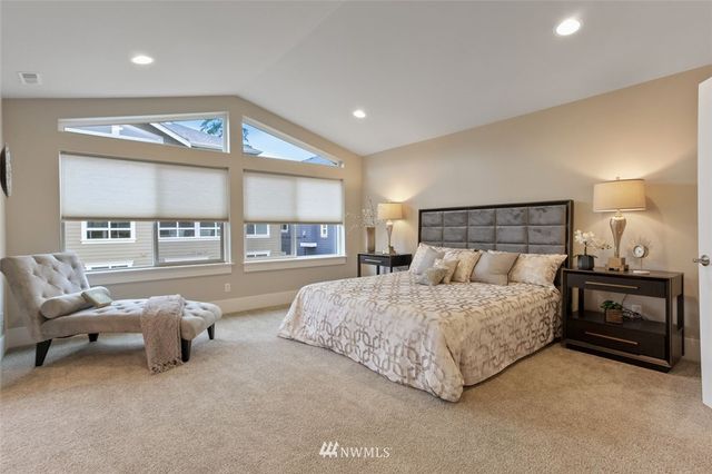 $910,000 | 6502 Southeast 7th Place, Renton, WA 98059