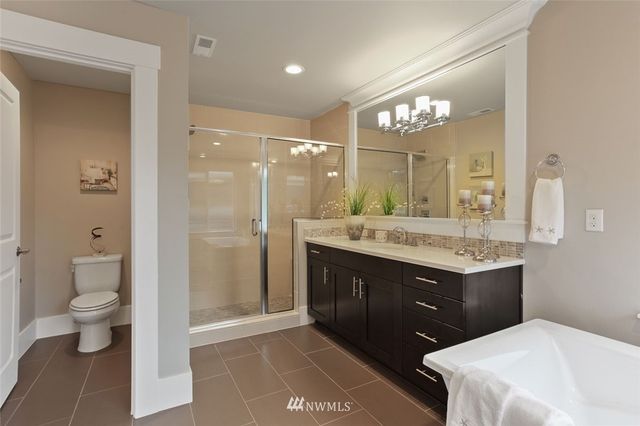 $910,000 | 6502 Southeast 7th Place, Renton, WA 98059