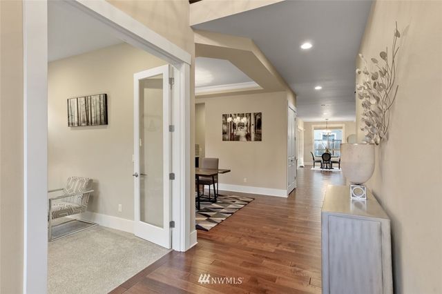 $910,000 | 6502 Southeast 7th Place, Renton, WA 98059