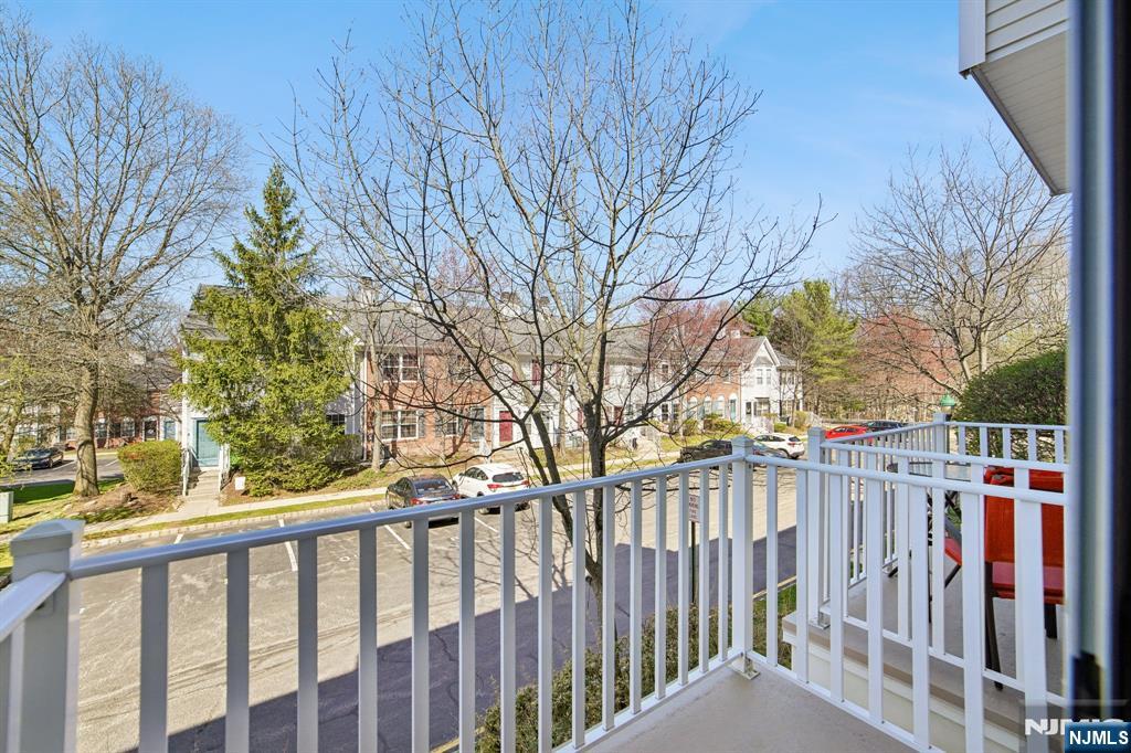 2106 Henry Court Mahwah, NJ 07430 - Photo 14 of 24