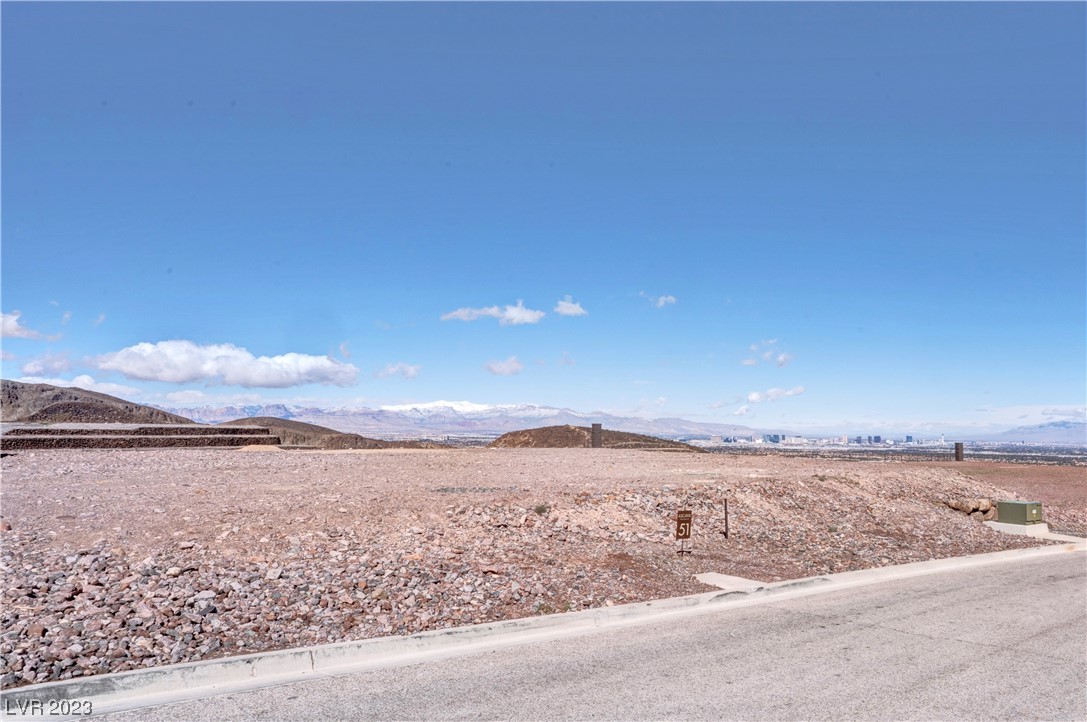 35 Rockstream Drive Henderson, NV 89012 - Photo 2 of 6