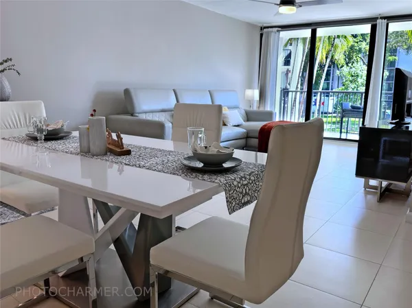 $2,400 | 1301 River Reach Drive, Unit 201, Fort Lauderdale, FL 33315