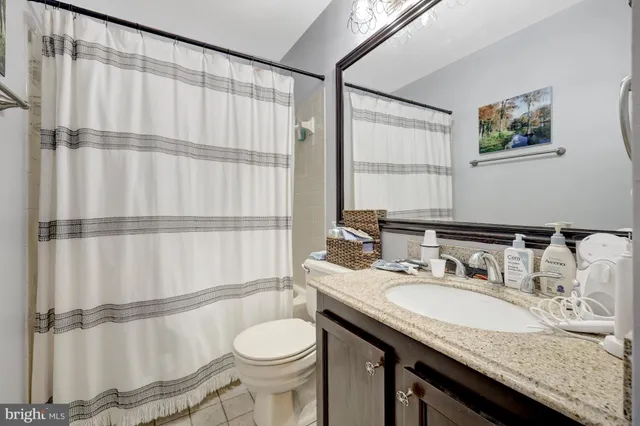 $2,600 | 10205 B Ashbrooke Court, Unit 30, Oakton, VA 22124