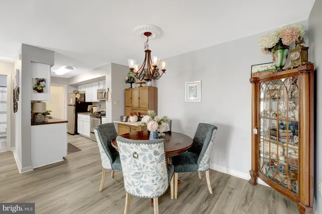 $2,600 | 10205 B Ashbrooke Court, Unit 30, Oakton, VA 22124