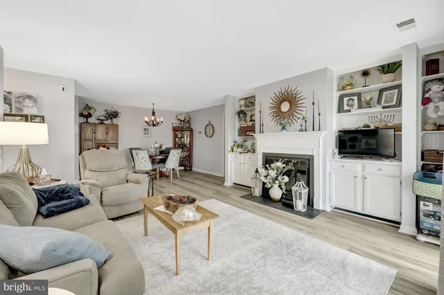 $2,600 | 10205 B Ashbrooke Court, Unit 30, Oakton, VA 22124