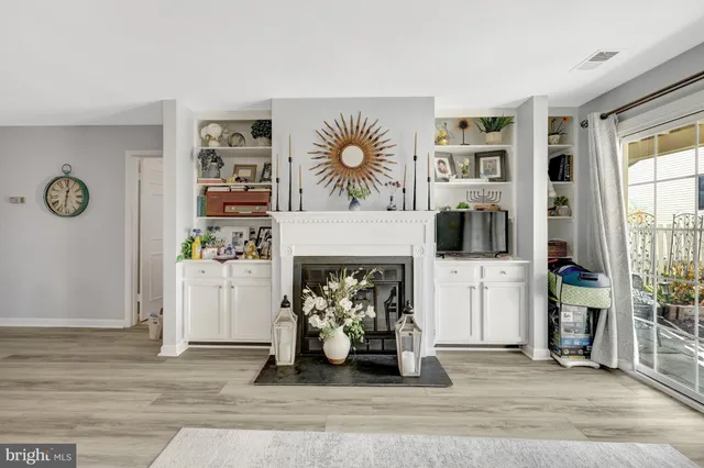 $2,600 | 10205 B Ashbrooke Court, Unit 30, Oakton, VA 22124