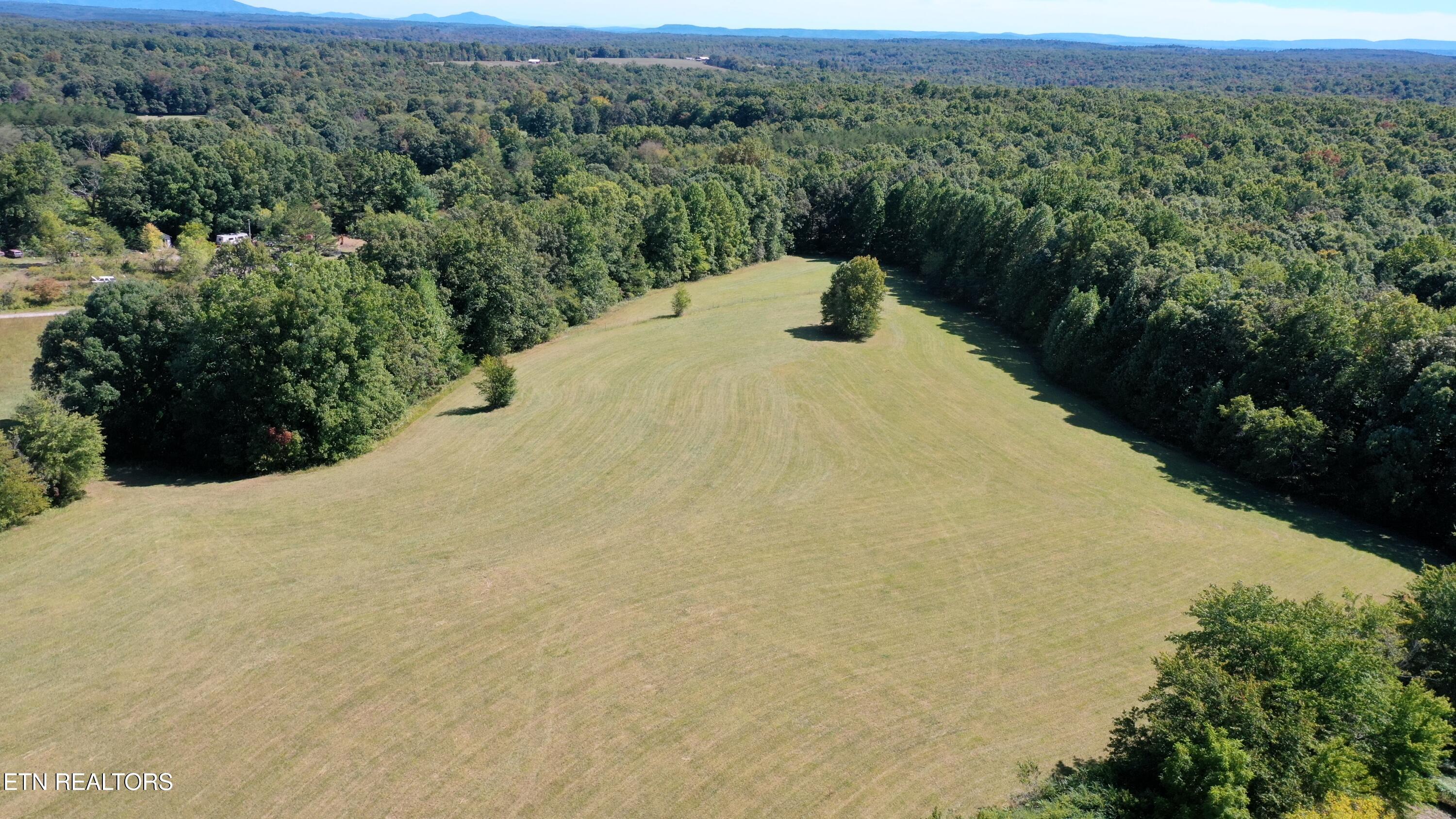 1759 Meister Hills Road Deer Lodge, TN 37726 - Photo 18 of 21 IMG_2681