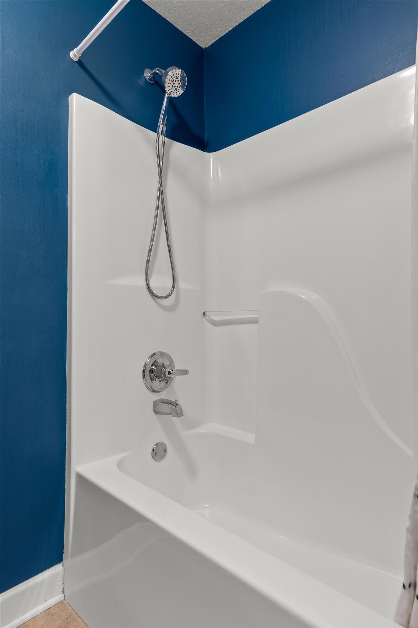 9859 Fieldcrest Drive Apison, TN 37302 - Photo 31 of 47 Bathroom 3