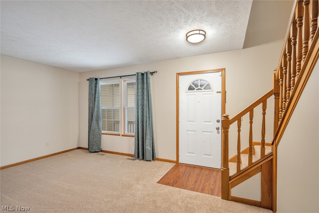 1344 Bennett Road Madison, OH 44057 - Photo 4 of 30 Family Room