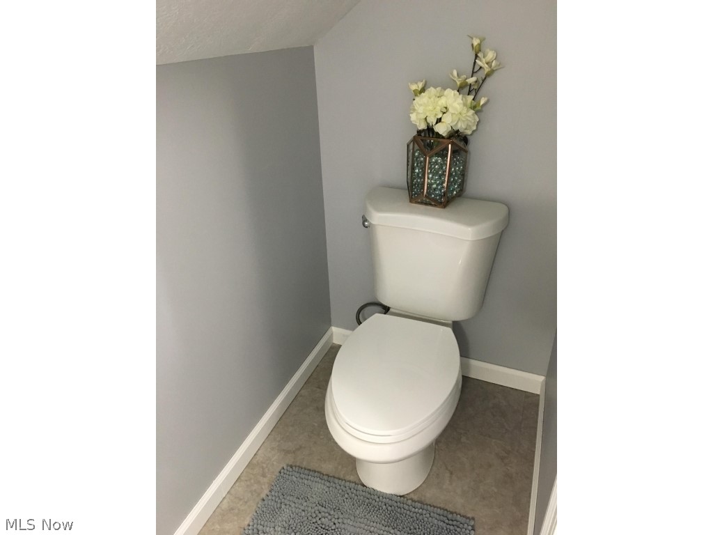 7104 Murray Ridge Road Elyria, OH 44035 - Photo 16 of 35 Gallery Image 16
