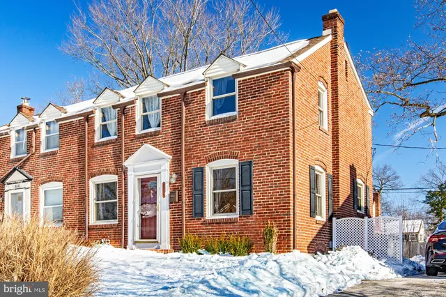 $289,900 | 306 Village Road, Wilmington, DE 19805