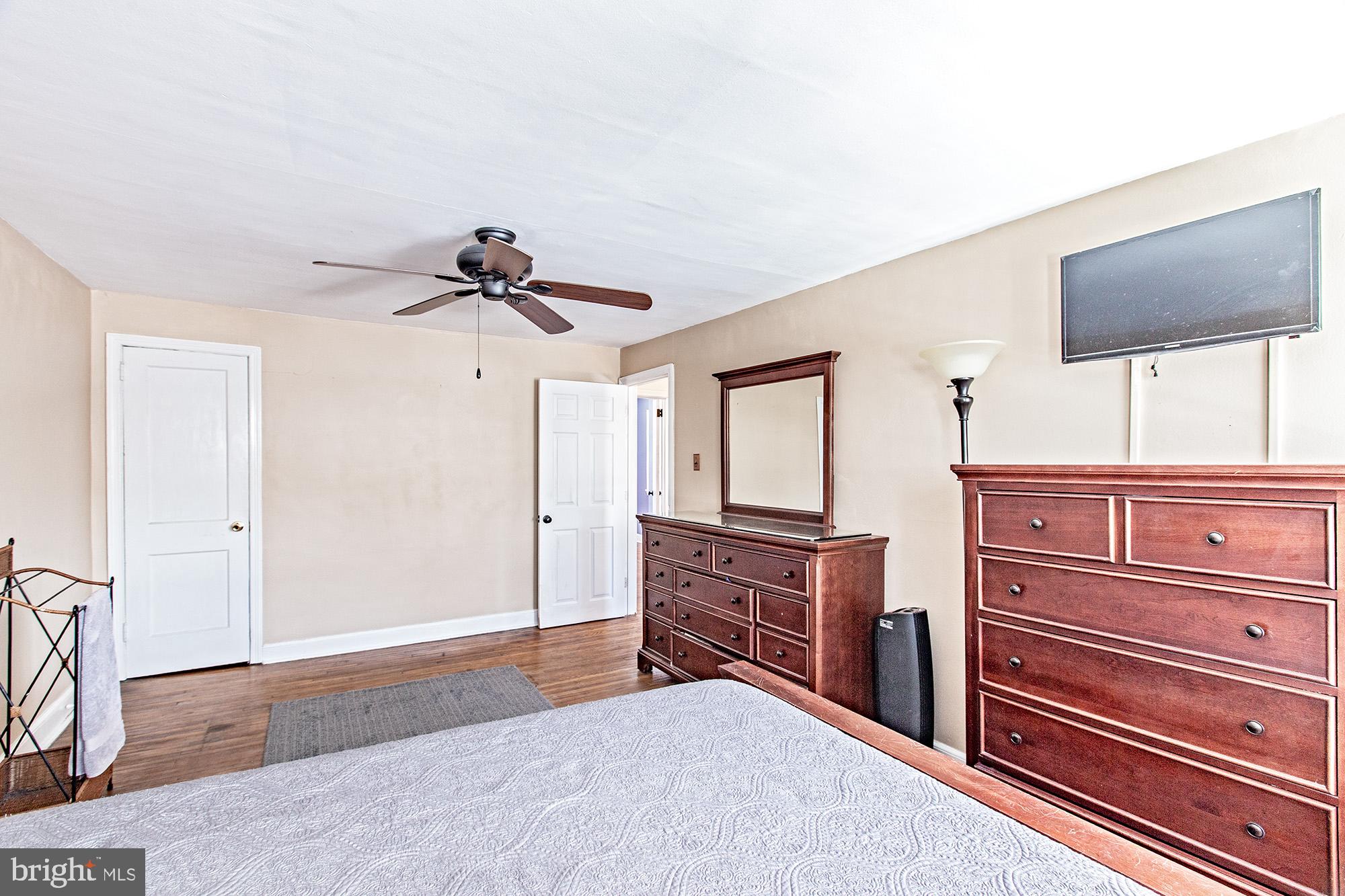 306 Village Road Wilmington, DE 19805 - Photo 9 of 21 Another view of primary bed with 2 closets