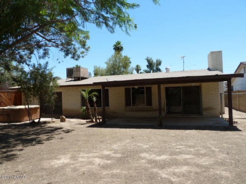 3930 West Calavar Road Phoenix, AZ 85053 - Photo 20 of 21 back
