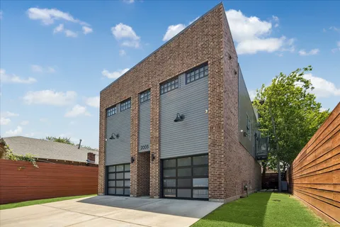 $700,000 | 2005 Terry Street, Houston, TX 77009