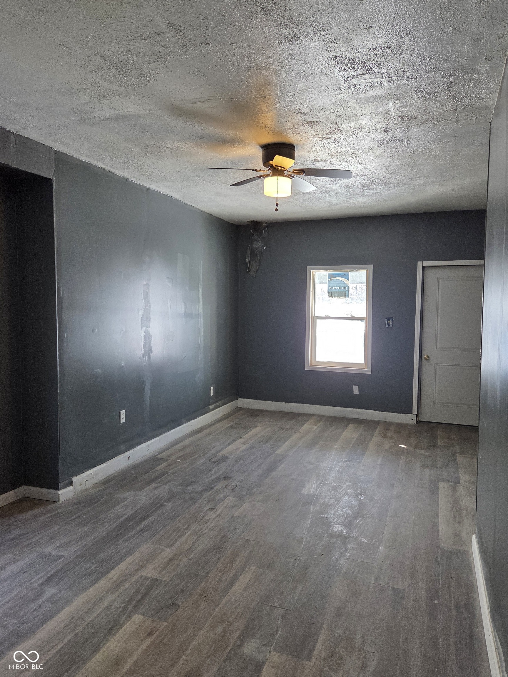 724 East Beecher Street Indianapolis, IN 46203 - Photo 2 of 6