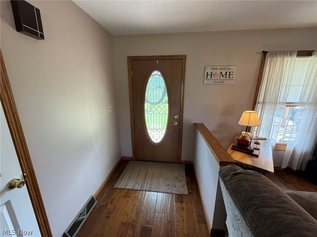 2741 Tabor Ridge Road Northeast Mineral City, OH 44656 - Photo 3 of 50