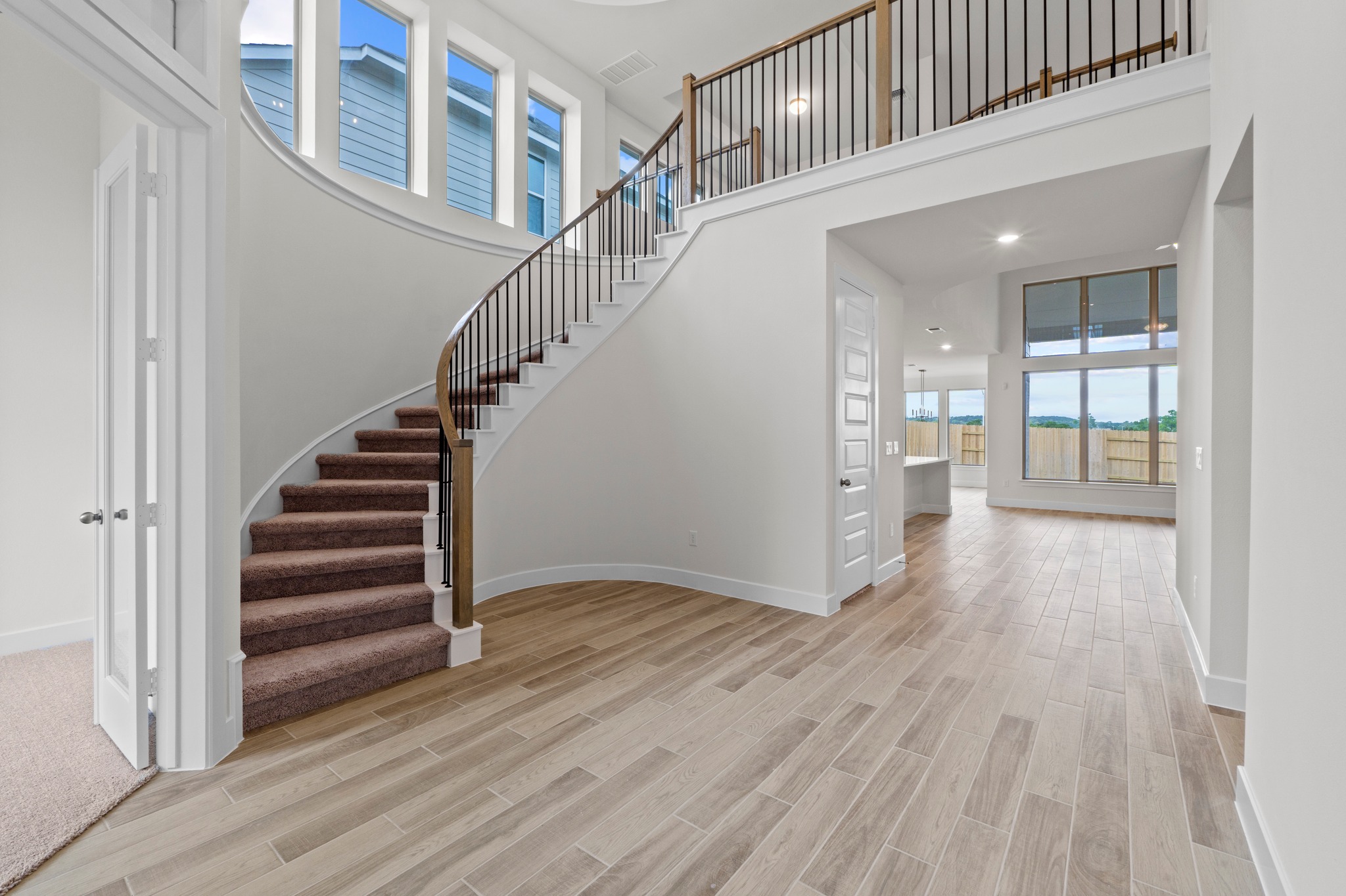 337 Horsemint Lane Georgetown, TX 78633 - Photo 14 of 35