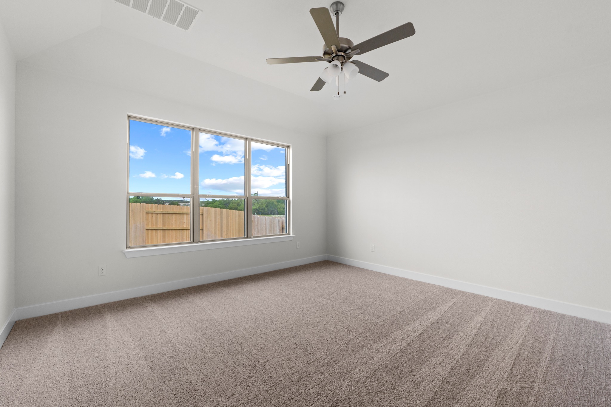 337 Horsemint Lane Georgetown, TX 78633 - Photo 10 of 35