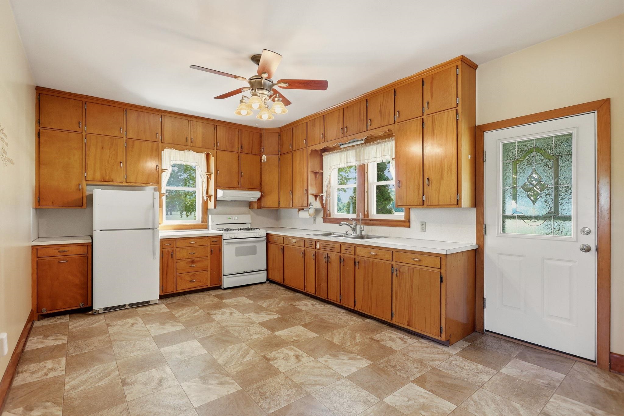 9254 Frankenmuth Road Vassar, MI 48768 - Photo 19 of 78