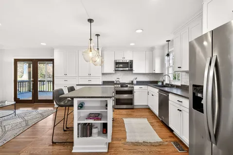 $1,235,000 | 1116 Brookmeade Drive, Nashville, TN 37204
