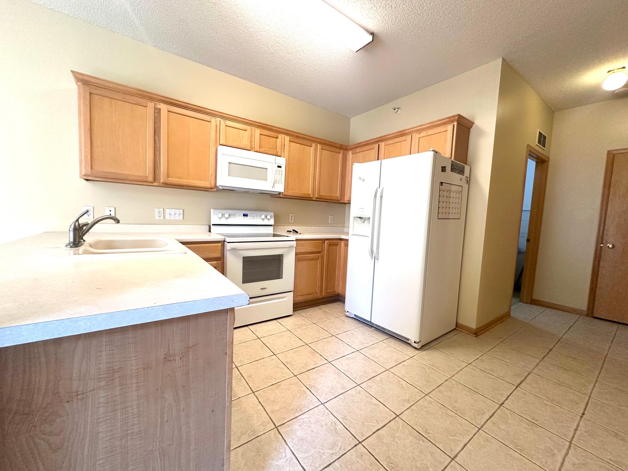 9410 Marshall Road Eden Prairie, MN 55347 - Photo 6 of 23