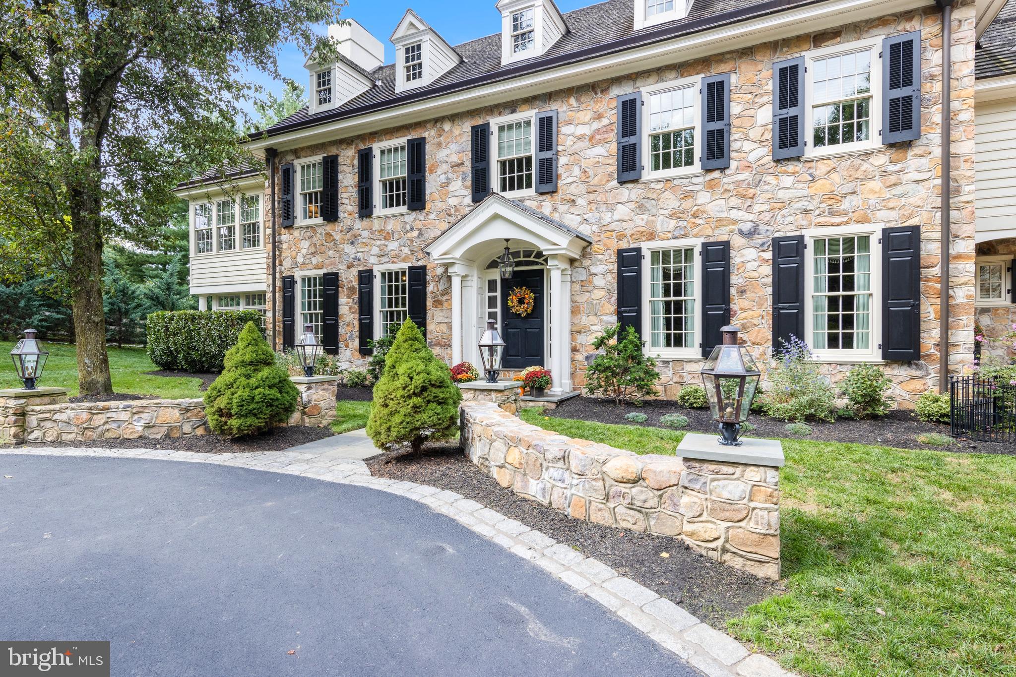 130 Abrahams Lane Wayne, PA 19087 - Photo 4 of 60