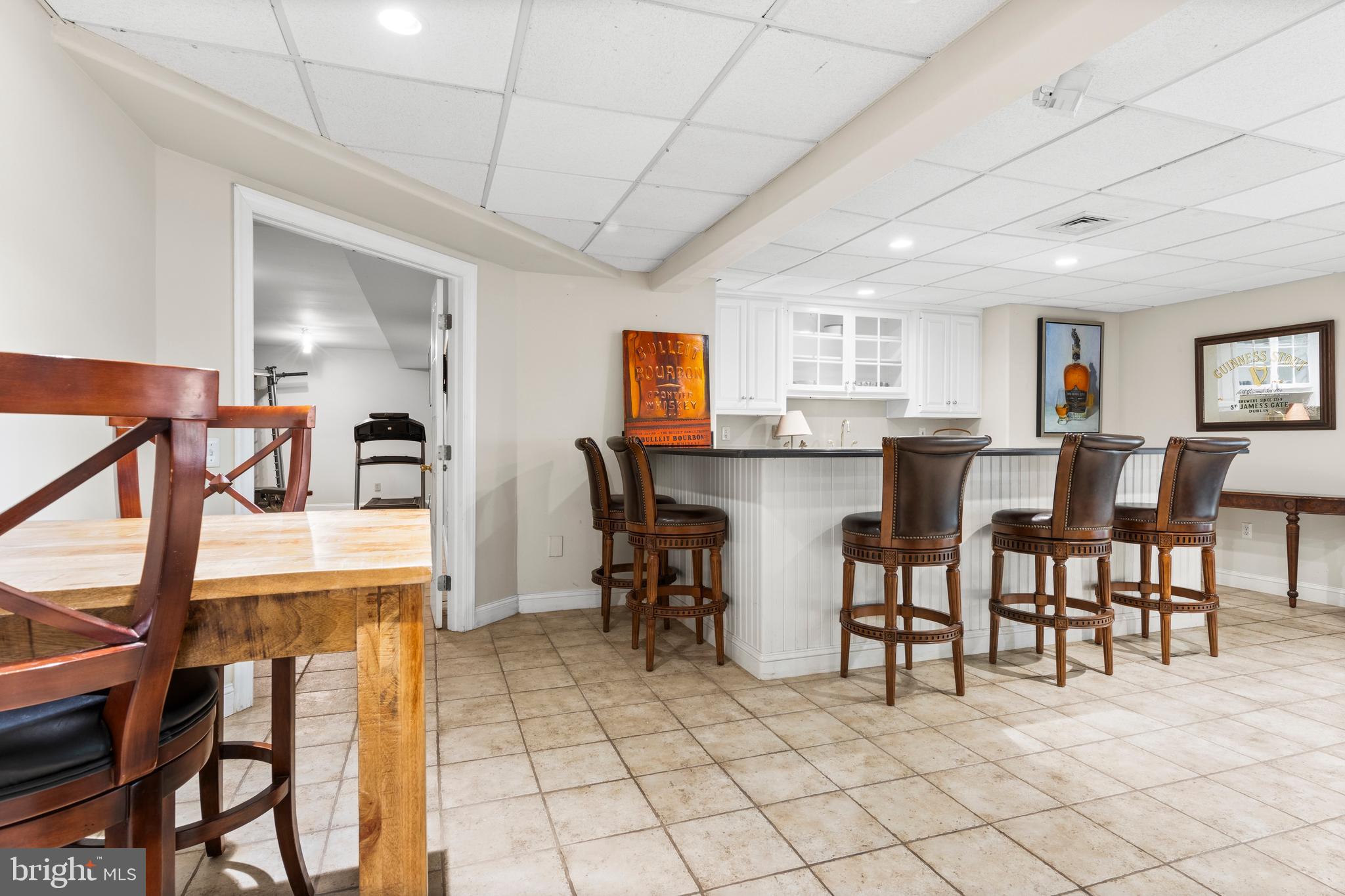 130 Abrahams Lane Wayne, PA 19087 - Photo 52 of 60 Bar