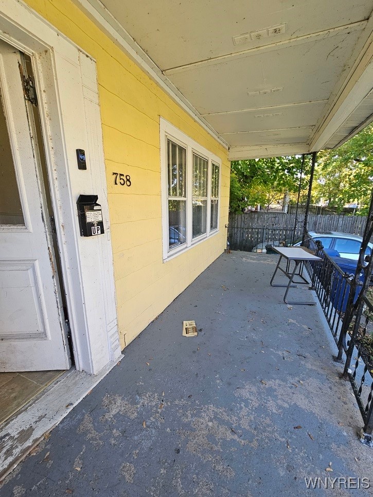 758 Niagara Street Buffalo, NY 14213 - Photo 4 of 17
