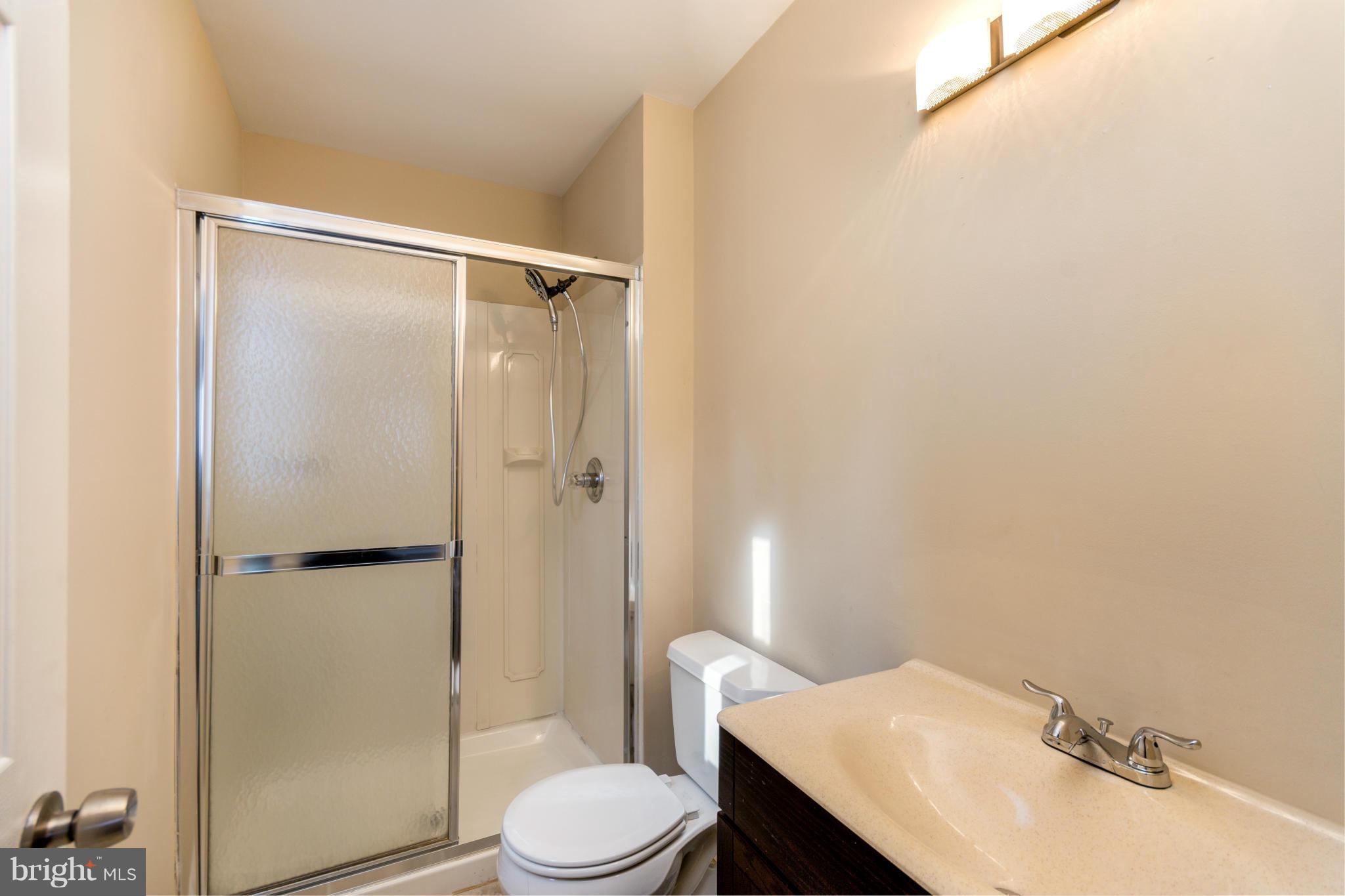 2327 Sugarcone Road Baltimore, MD 21209 - Photo 23 of 30 Bath