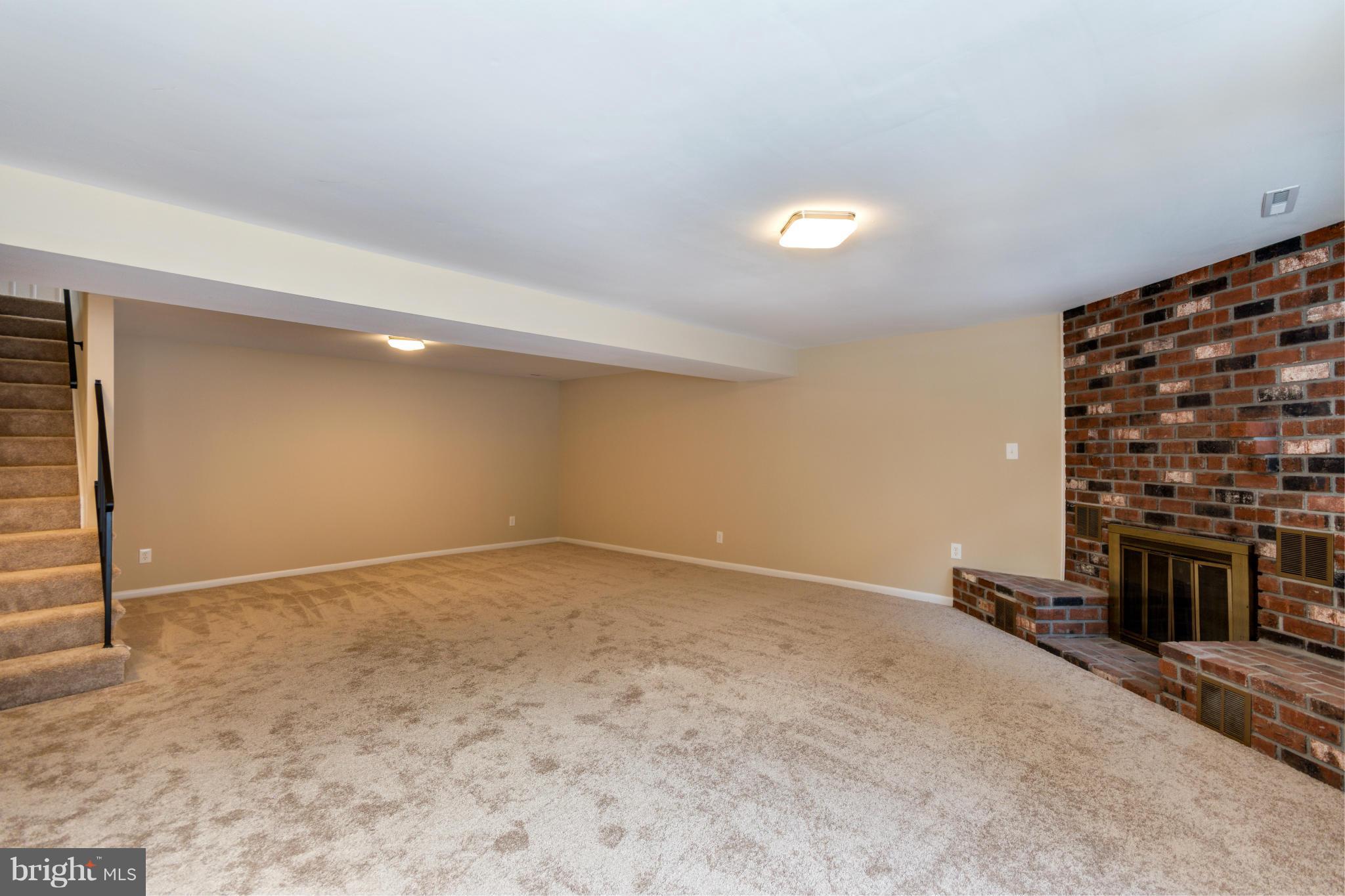 2327 Sugarcone Road Baltimore, MD 21209 - Photo 25 of 30 Family Room