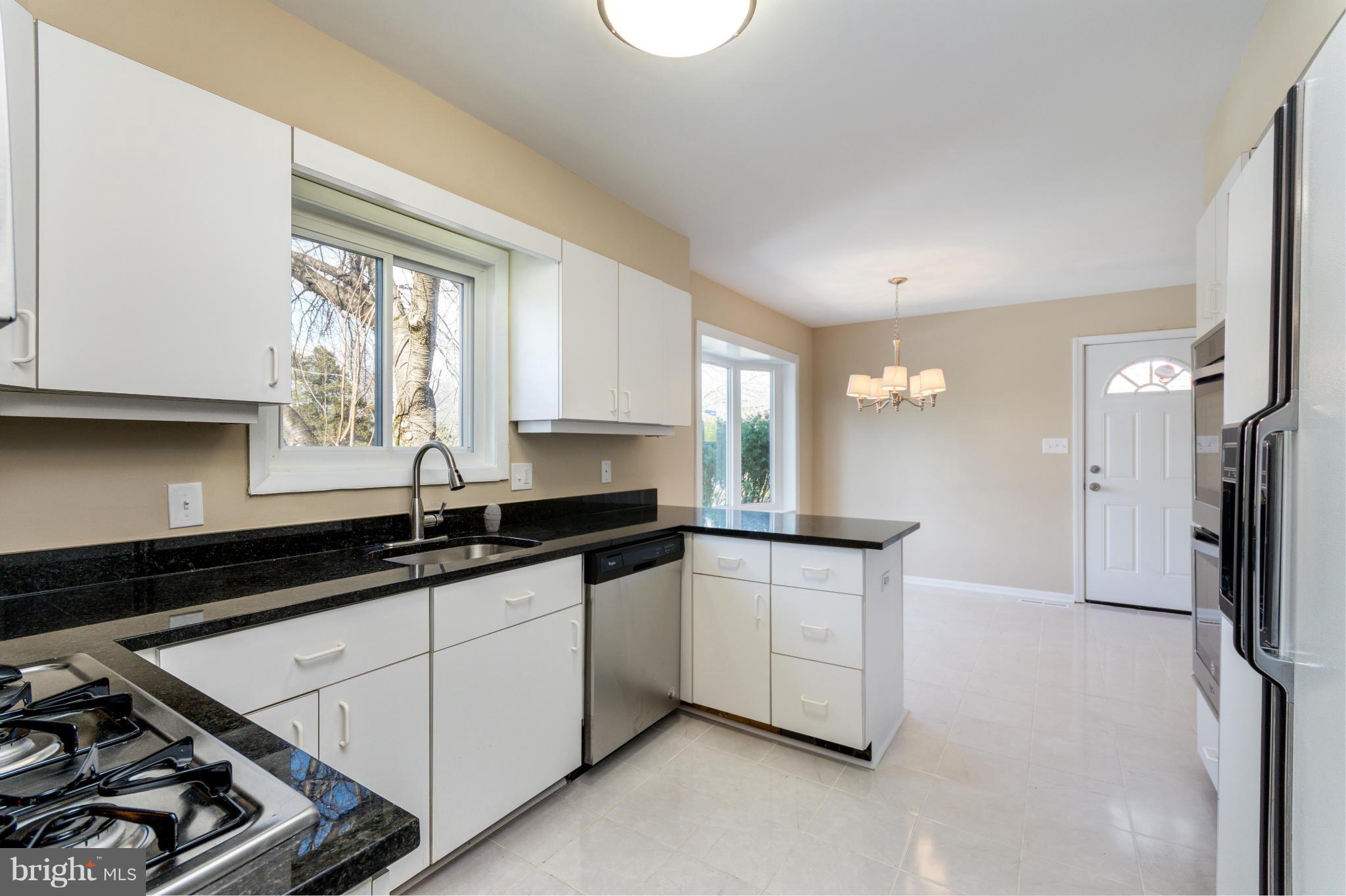 2327 Sugarcone Road Baltimore, MD 21209 - Photo 7 of 30 Kitchen