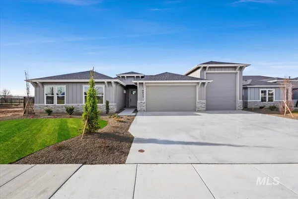 $899,000 | 9933 South Peregrine Falcon Avenue, Nampa, ID 83686