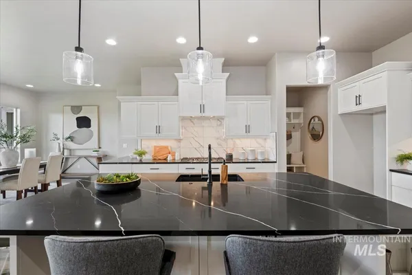 $899,000 | 9933 South Peregrine Falcon Avenue, Nampa, ID 83686