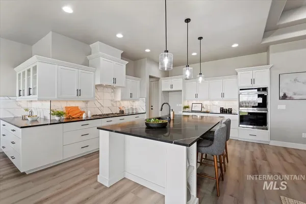 $899,000 | 9933 South Peregrine Falcon Avenue, Nampa, ID 83686