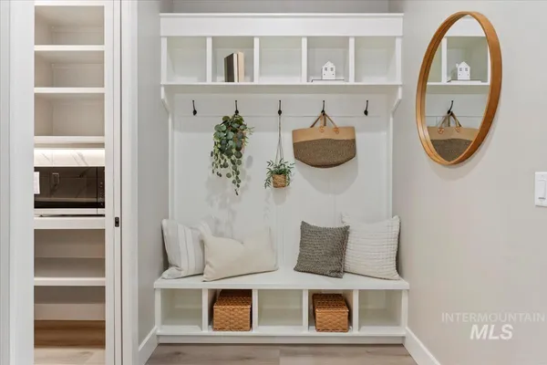 $899,000 | 9933 South Peregrine Falcon Avenue, Nampa, ID 83686