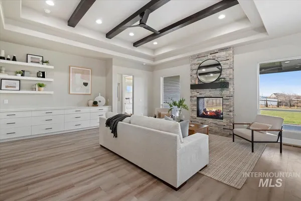 $899,000 | 9933 South Peregrine Falcon Avenue, Nampa, ID 83686