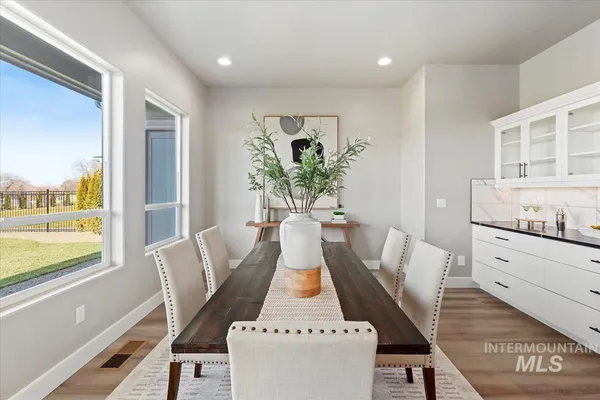 $899,000 | 9933 South Peregrine Falcon Avenue, Nampa, ID 83686