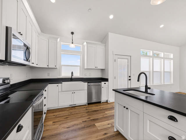 1257 North 1350th Street East Mapleton, UT 84664 - Photo 14 of 45 Stunning black granite countertops