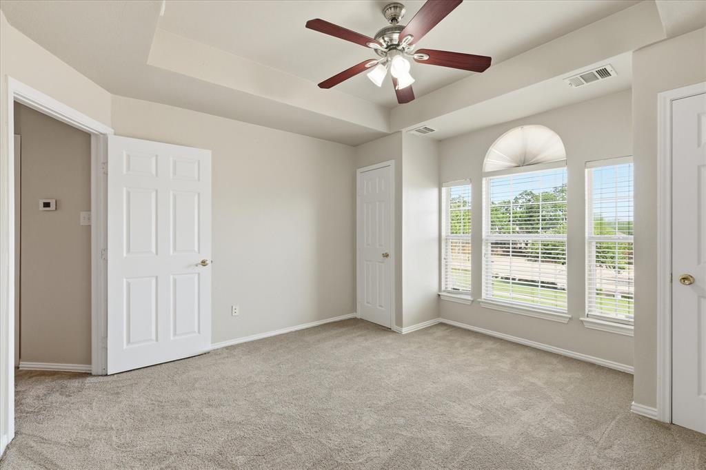 944 Hedgcoxe Road Plano, TX 75025 - Photo 27 of 40