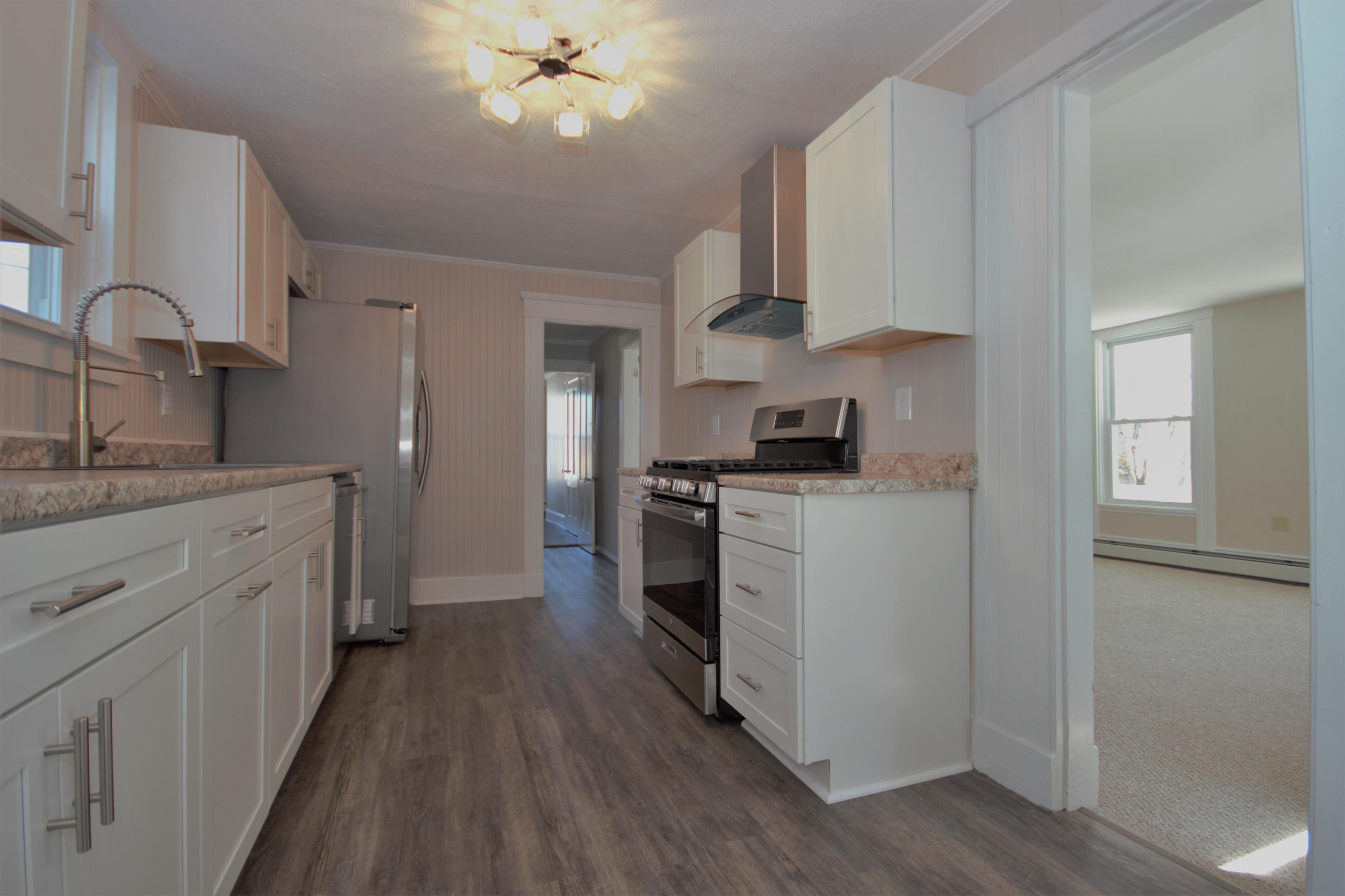 22 Rock Street Bangor, ME 04401 - Photo 9 of 40 8
